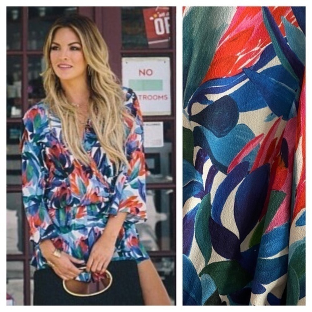 Fifteen Twenty Colorful Tropical Wrap Front Flare Sleeve  Shorts Romper Small